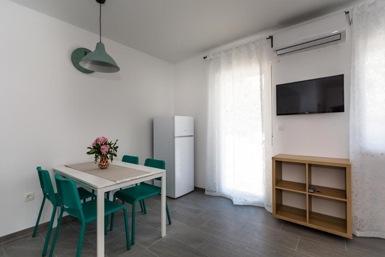 Golden Island Apartments Krk Town Extérieur photo
