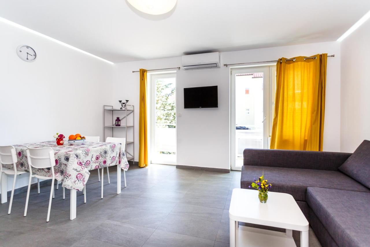 Golden Island Apartments Krk Town Extérieur photo
