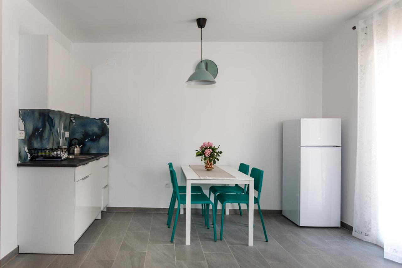 Golden Island Apartments Krk Town Extérieur photo