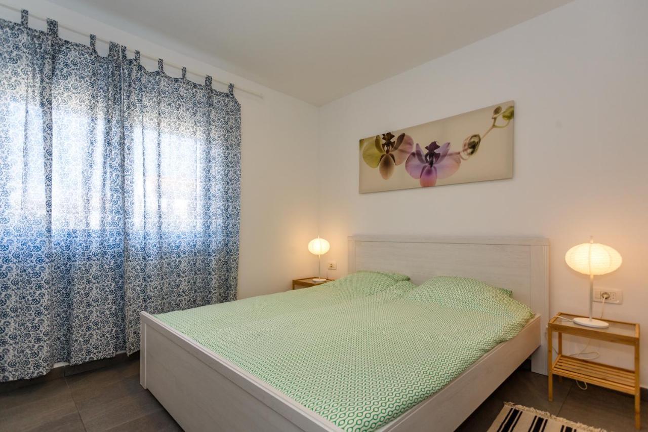 Golden Island Apartments Krk Town Extérieur photo