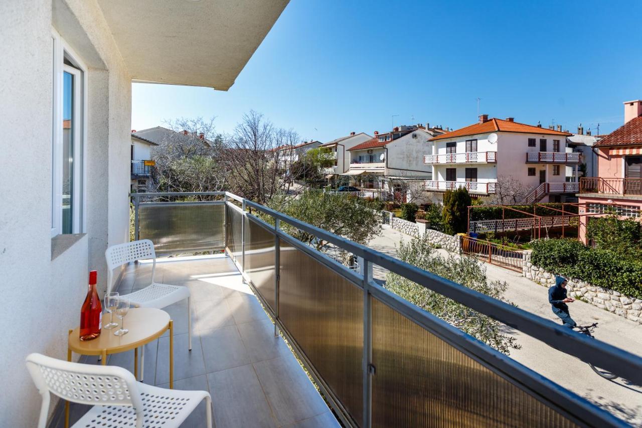 Golden Island Apartments Krk Town Extérieur photo