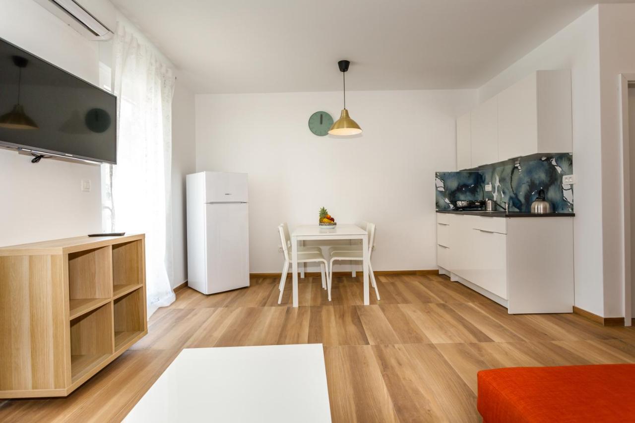 Golden Island Apartments Krk Town Extérieur photo